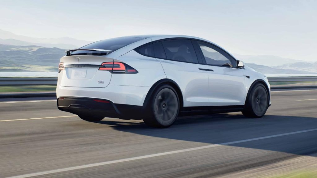 Tesla召回逾32万部车涉及车尾灯可能无法正常运作-弦外音