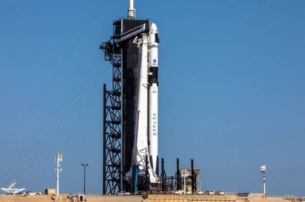 SpaceX 火箭发射前一刻刹停    太空人运上国际太空站行程受阻-弦外音