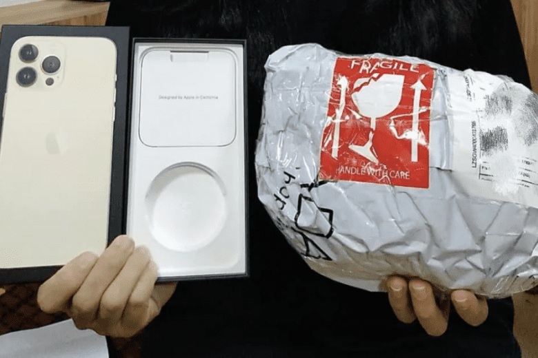 中国上市公司 5000 万买 iPhone 全是空盒     遭诈骗需修改 5 年财务报告-弦外音