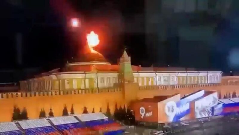 图片[1]-克里姆林宫夜间遇袭  无人机爆炸  俄方：疑有人刺杀普京-弦外音